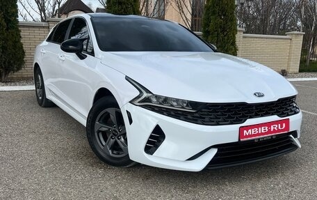 KIA K5, 2021 год, 2 350 000 рублей, 1 фотография