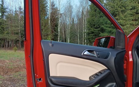 Mercedes-Benz B-Класс, 2017 год, 1 800 000 рублей, 18 фотография