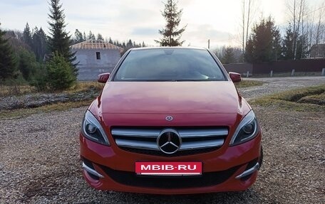 Mercedes-Benz B-Класс, 2017 год, 1 800 000 рублей, 9 фотография