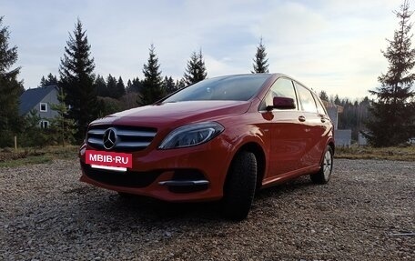 Mercedes-Benz B-Класс, 2017 год, 1 800 000 рублей, 8 фотография