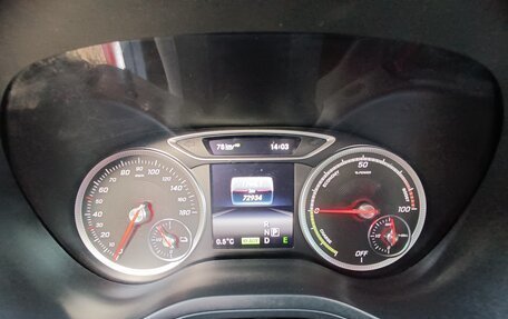 Mercedes-Benz B-Класс, 2017 год, 1 800 000 рублей, 23 фотография