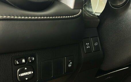Toyota RAV4, 2016 год, 2 270 000 рублей, 10 фотография