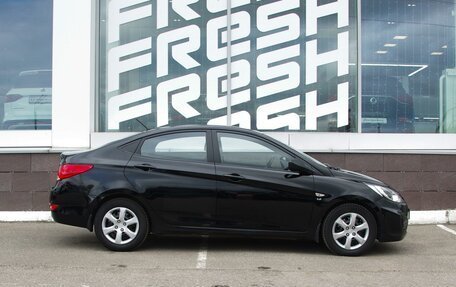 Hyundai Solaris II рестайлинг, 2012 год, 950 000 рублей, 5 фотография