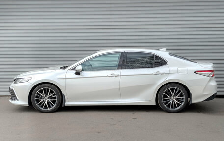 Toyota Camry, 2021 год, 3 535 000 рублей, 8 фотография