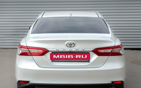 Toyota Camry, 2021 год, 3 535 000 рублей, 6 фотография