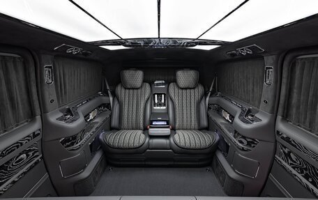 Mercedes-Benz V-Класс, 2026 год, 53 000 000 рублей, 8 фотография