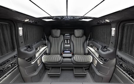 Mercedes-Benz V-Класс, 2026 год, 53 000 000 рублей, 7 фотография