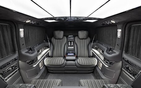 Mercedes-Benz V-Класс, 2026 год, 53 000 000 рублей, 12 фотография