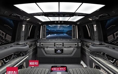 Mercedes-Benz V-Класс, 2026 год, 53 000 000 рублей, 2 фотография