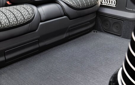 Mercedes-Benz V-Класс, 2026 год, 53 000 000 рублей, 27 фотография