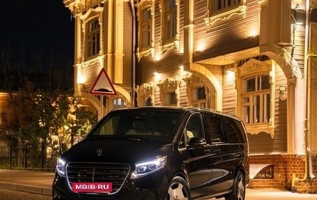 Mercedes-Benz V-Класс, 2026 год, 53 000 000 рублей, 18 фотография