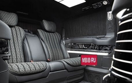 Mercedes-Benz V-Класс, 2026 год, 53 000 000 рублей, 29 фотография