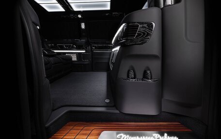 Mercedes-Benz V-Класс, 2026 год, 53 000 000 рублей, 34 фотография