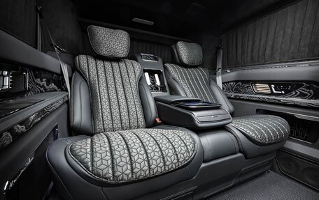 Mercedes-Benz V-Класс, 2026 год, 53 000 000 рублей, 40 фотография