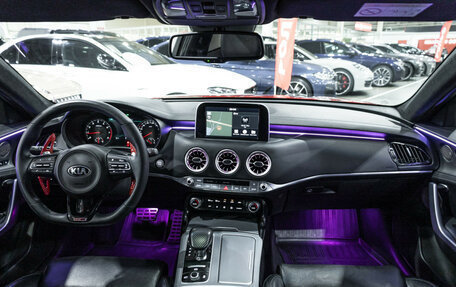 KIA Stinger I, 2018 год, 2 499 700 рублей, 13 фотография