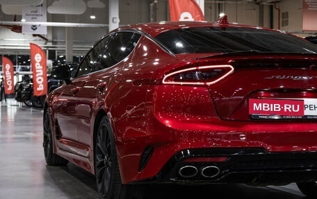 KIA Stinger I, 2018 год, 2 499 700 рублей, 10 фотография