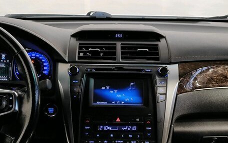 Toyota Camry, 2017 год, 2 149 000 рублей, 9 фотография