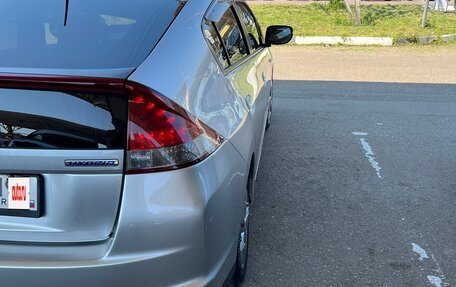 Honda Insight II рестайлинг, 2012 год, 940 000 рублей, 10 фотография