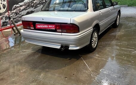 Mitsubishi Galant VIII, 1992 год, 160 000 рублей, 1 фотография