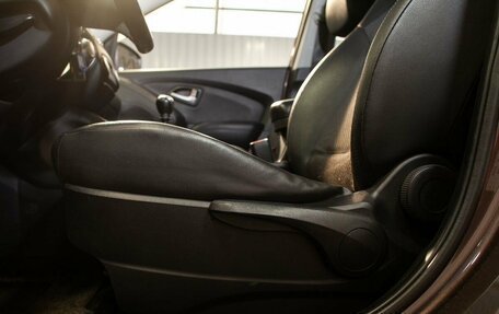 Hyundai ix35 I рестайлинг, 2010 год, 1 380 000 рублей, 32 фотография