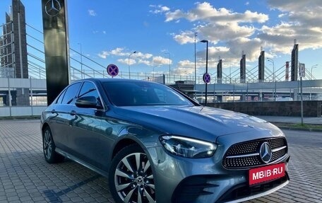 Mercedes-Benz E-Класс, 2021 год, 4 790 000 рублей, 1 фотография