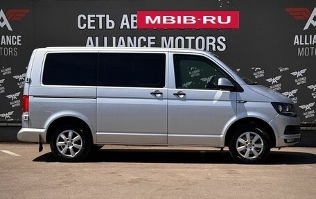 Volkswagen Caravelle T6 рестайлинг, 2015 год, 2 600 000 рублей, 9 фотография