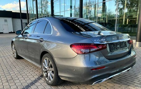 Mercedes-Benz E-Класс, 2021 год, 4 790 000 рублей, 2 фотография