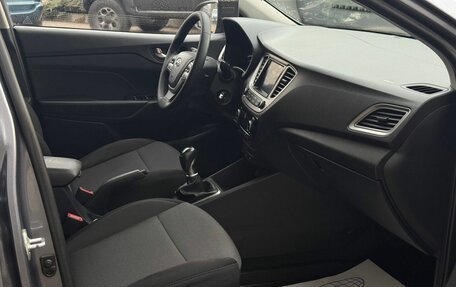 Hyundai Solaris II рестайлинг, 2019 год, 1 346 000 рублей, 11 фотография