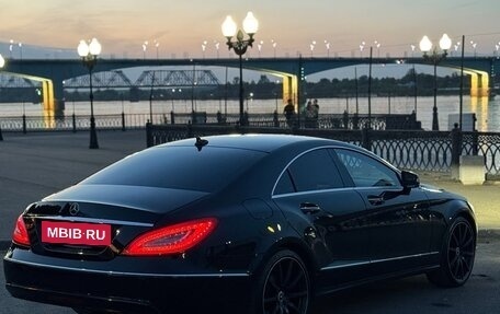 Mercedes-Benz CLS, 2013 год, 2 100 000 рублей, 11 фотография