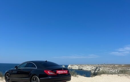 Mercedes-Benz CLS, 2013 год, 2 100 000 рублей, 16 фотография