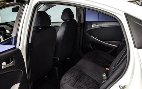 Hyundai Solaris II рестайлинг, 2015 год, 1 080 000 рублей, 11 фотография