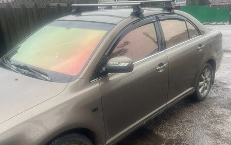 Toyota Avensis III рестайлинг, 2006 год, 900 000 рублей, 2 фотография