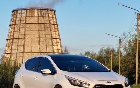 KIA cee'd GT II, 2014 год, 1 450 000 рублей, 2 фотография
