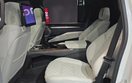 Cadillac Escalade V, 2025 год, 18 400 000 рублей, 9 фотография