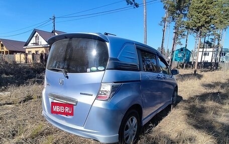Honda Freed I, 2013 год, 950 000 рублей, 4 фотография