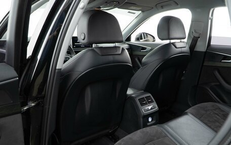 Audi A4, 2018 год, 2 667 444 рублей, 11 фотография