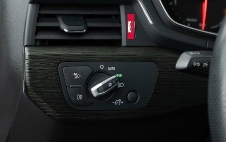 Audi A4, 2018 год, 2 667 444 рублей, 19 фотография