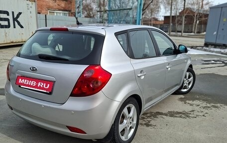 KIA cee'd I рестайлинг, 2009 год, 650 000 рублей, 3 фотография