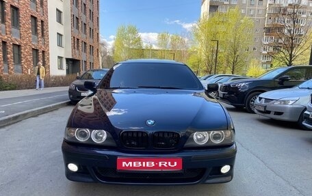 BMW 5 серия, 1999 год, 570 000 рублей, 1 фотография