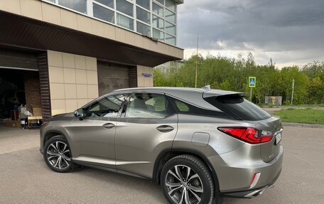 Lexus RX IV рестайлинг, 2017 год, 3 900 000 рублей, 5 фотография