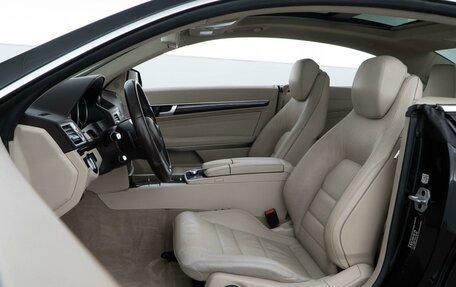 Mercedes-Benz E-Класс, 2015 год, 2 576 444 рублей, 10 фотография