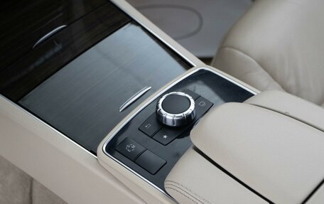 Mercedes-Benz E-Класс, 2015 год, 2 576 444 рублей, 18 фотография