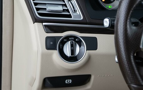 Mercedes-Benz E-Класс, 2015 год, 2 576 444 рублей, 17 фотография
