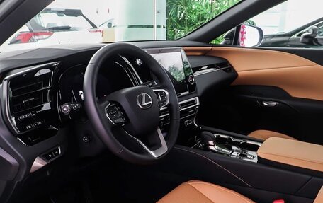 Lexus RX IV рестайлинг, 2025 год, 6 930 000 рублей, 1 фотография