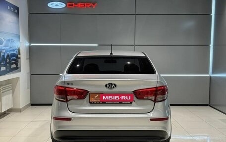KIA Rio III рестайлинг, 2015 год, 995 000 рублей, 4 фотография