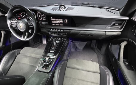 Porsche 911, 2023 год, 17 350 000 рублей, 9 фотография