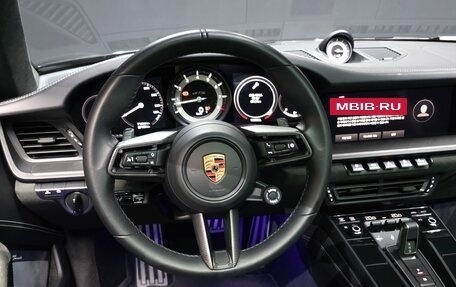 Porsche 911, 2023 год, 17 350 000 рублей, 18 фотография