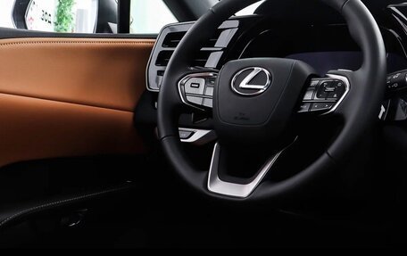 Lexus RX IV рестайлинг, 2025 год, 6 930 000 рублей, 2 фотография