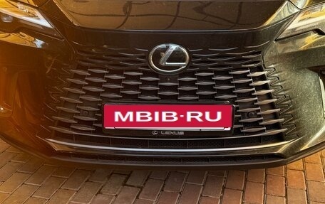 Lexus RX IV рестайлинг, 2025 год, 6 930 000 рублей, 12 фотография