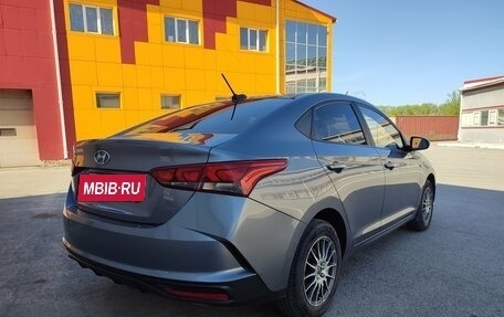 Hyundai Solaris II рестайлинг, 2020 год, 1 370 000 рублей, 3 фотография